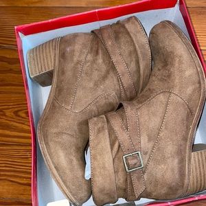 American Eagle Ankle Boots